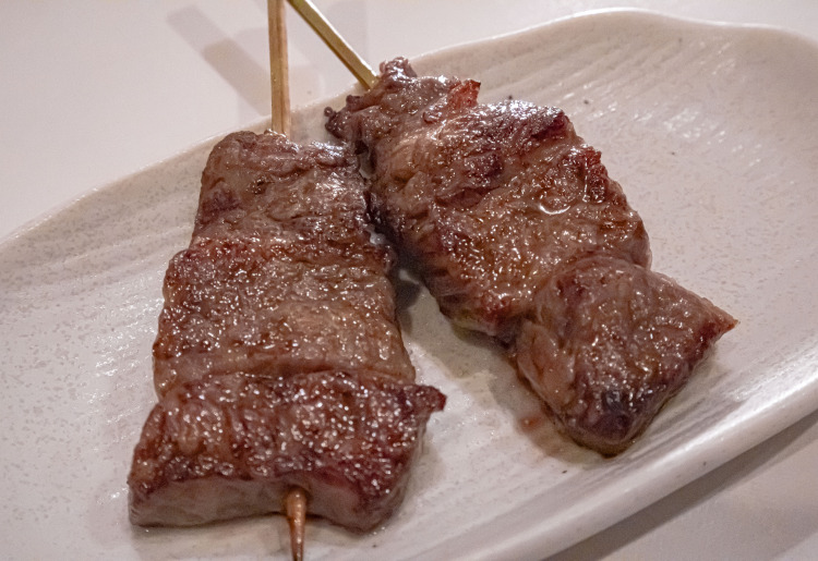 A5黒毛和牛串　タレ：A5 Japanese Black Beef Skewers with Sauce